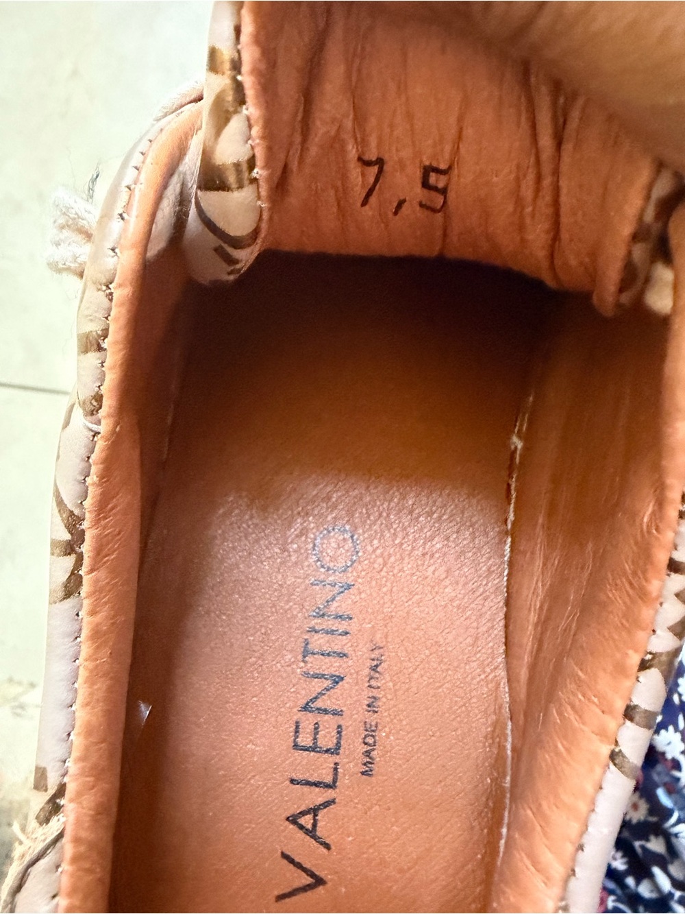 EUC Valentino Italian leather Beige and Metallic Gold Monogram lace Sneakers - Picture 3 of 9